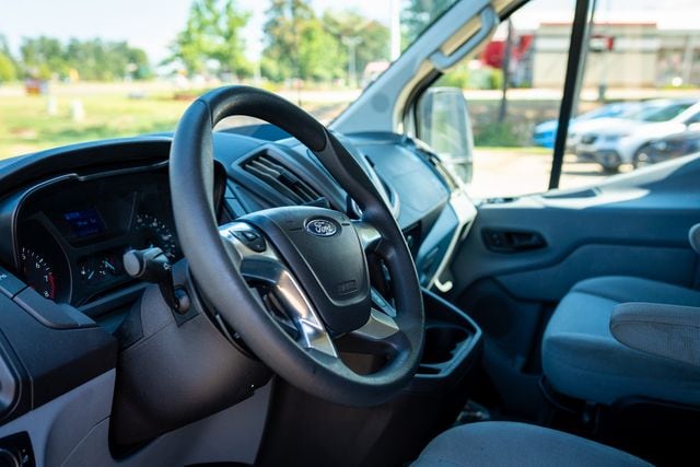 2016 Ford Transit Base - Photo 26