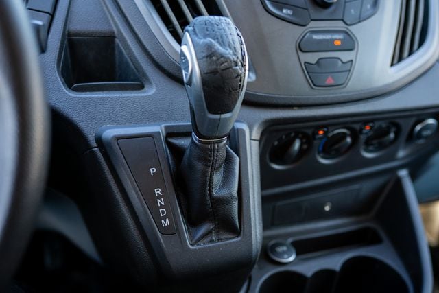2016 Ford Transit Base - Photo 31