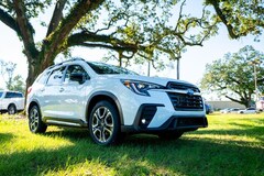 2025 Subaru Ascent Limited SUV