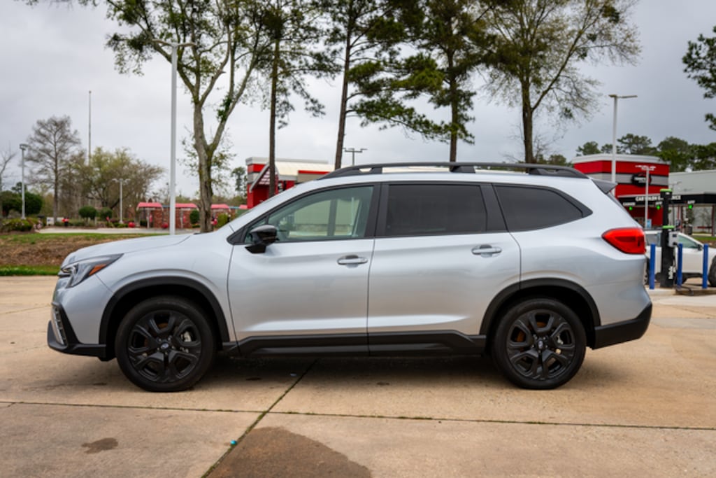 Certified 2025 Subaru Ascent Onyx Edition Touring SUV