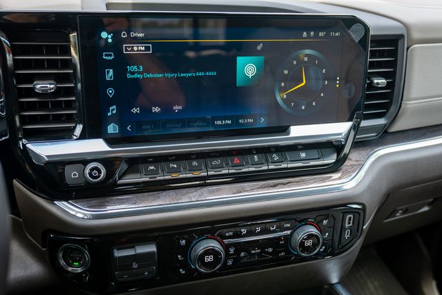 2024 Chevrolet Silverado 1500 LTZ - Photo 38