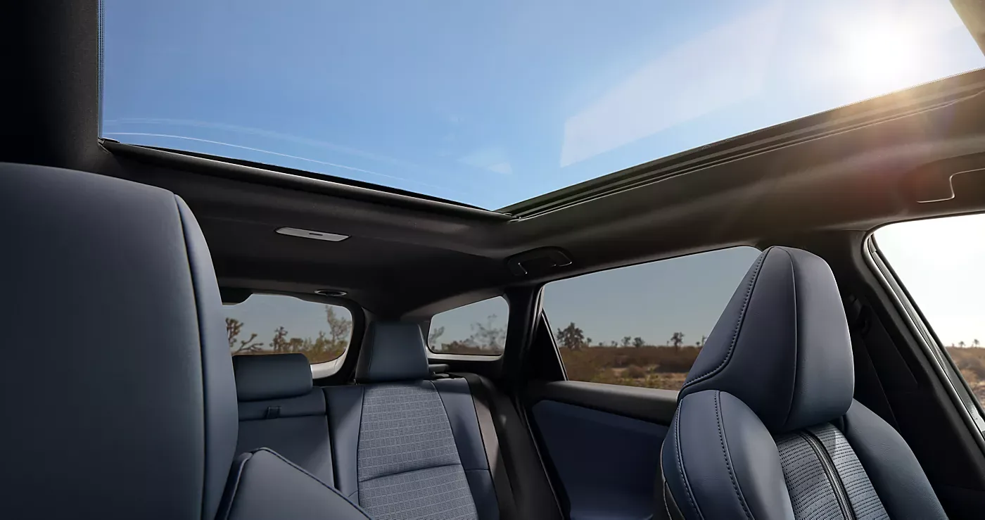 The panoramic fixed-glass roof above the Trailseeker cabin