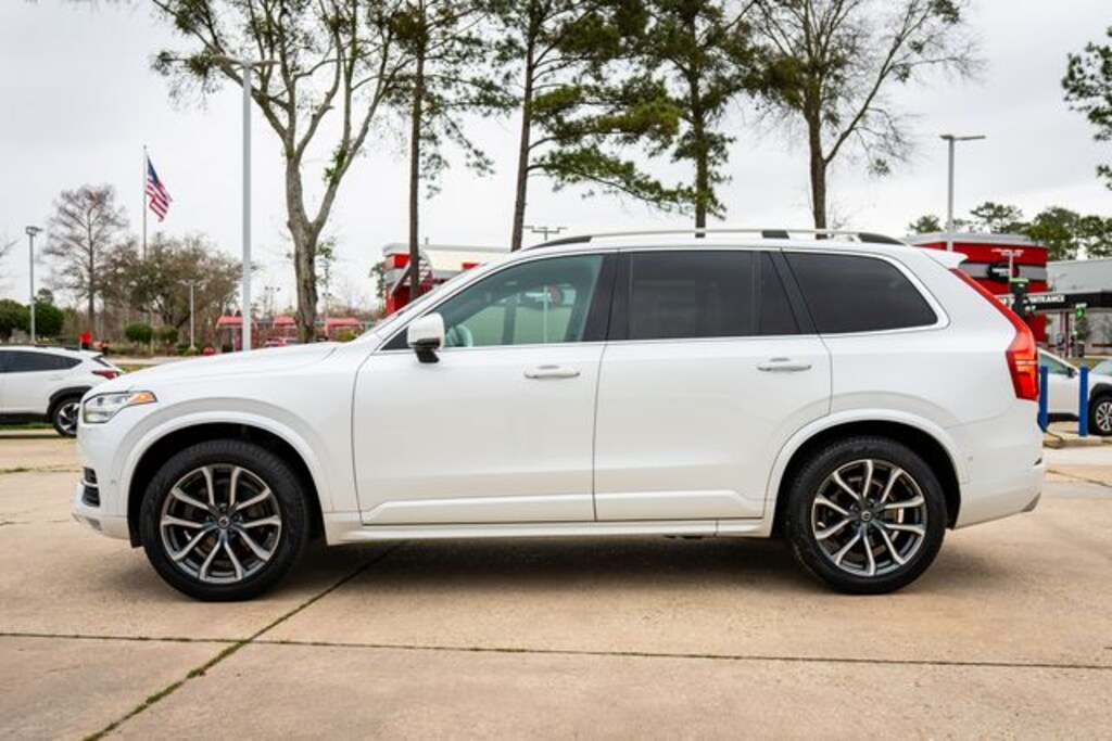 Used 2019 Volvo XC90 T6 Momentum SUV