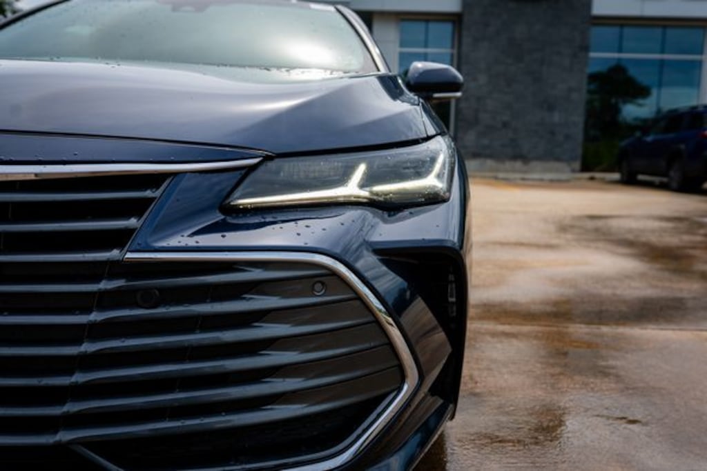 Used 2019 Toyota Avalon Hybrid Limited