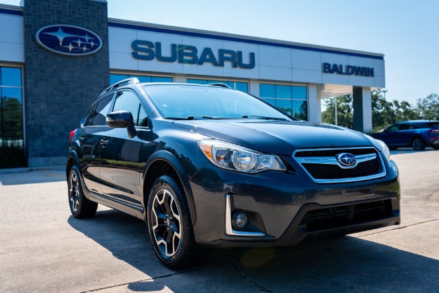 Used 2017 Subaru Crosstrek Limited with VIN JF2GPANC4H8206665 for sale in Covington, LA
