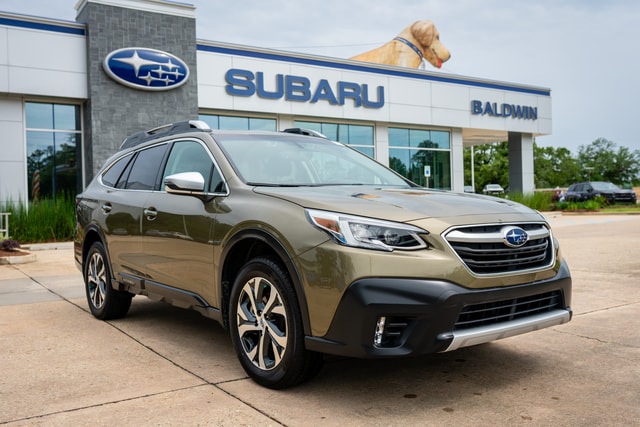 2020 Subaru Outback Touring's photo