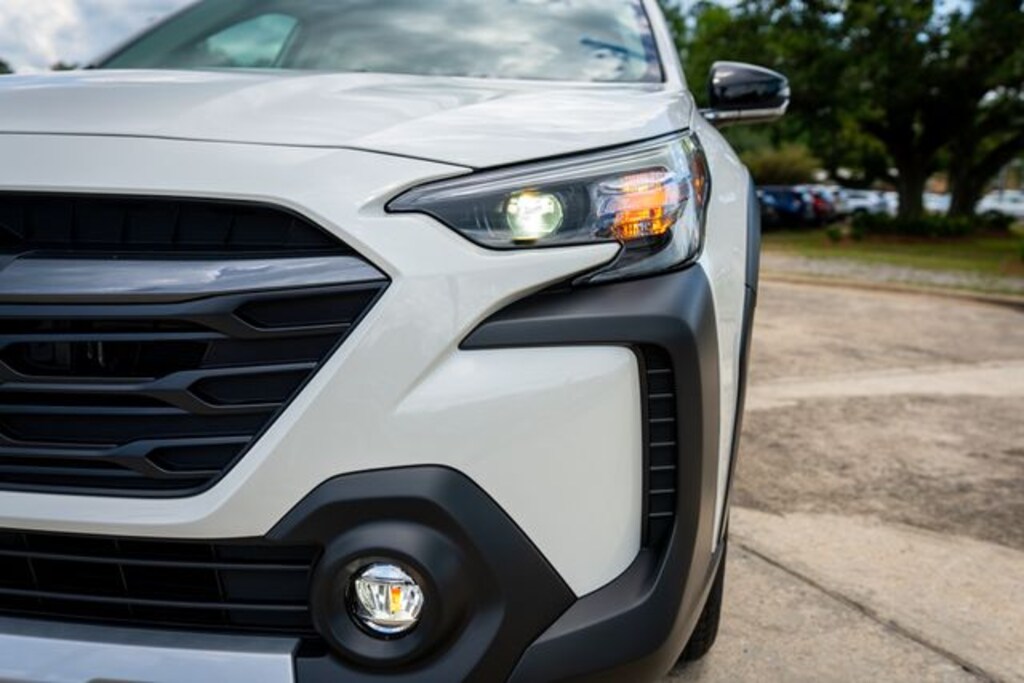 New 2025 Subaru Outback Limited SUV