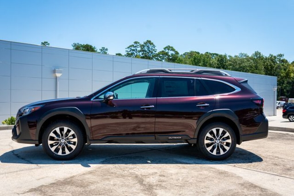 New 2025 Subaru Outback Touring SUV