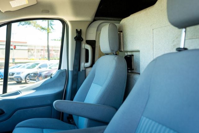 2016 Ford Transit Base - Photo 27