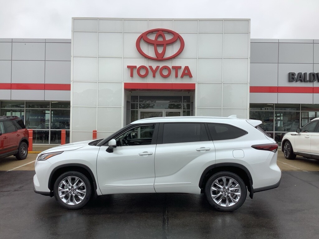 New 2026 Toyota Highlander Limited SUV