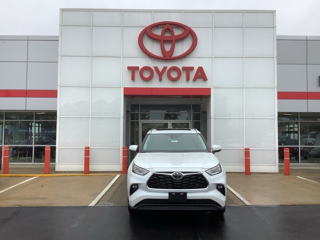 New 2026 Toyota Highlander Limited SUV