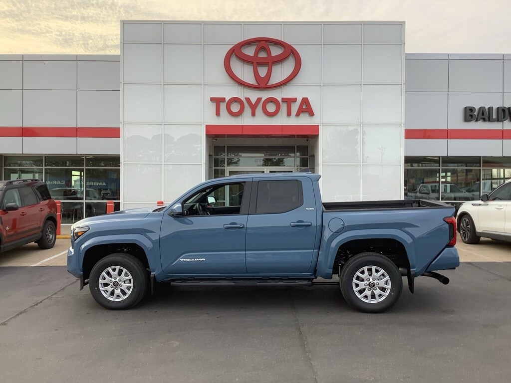 New 2026 Toyota Tacoma SR5 Truck Double Cab