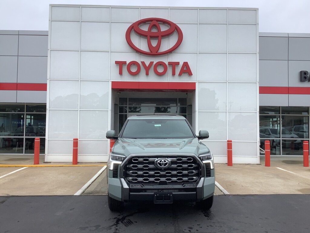 New 2026 Toyota Tundra Hybrid Platinum Hybrid Crew Cab
