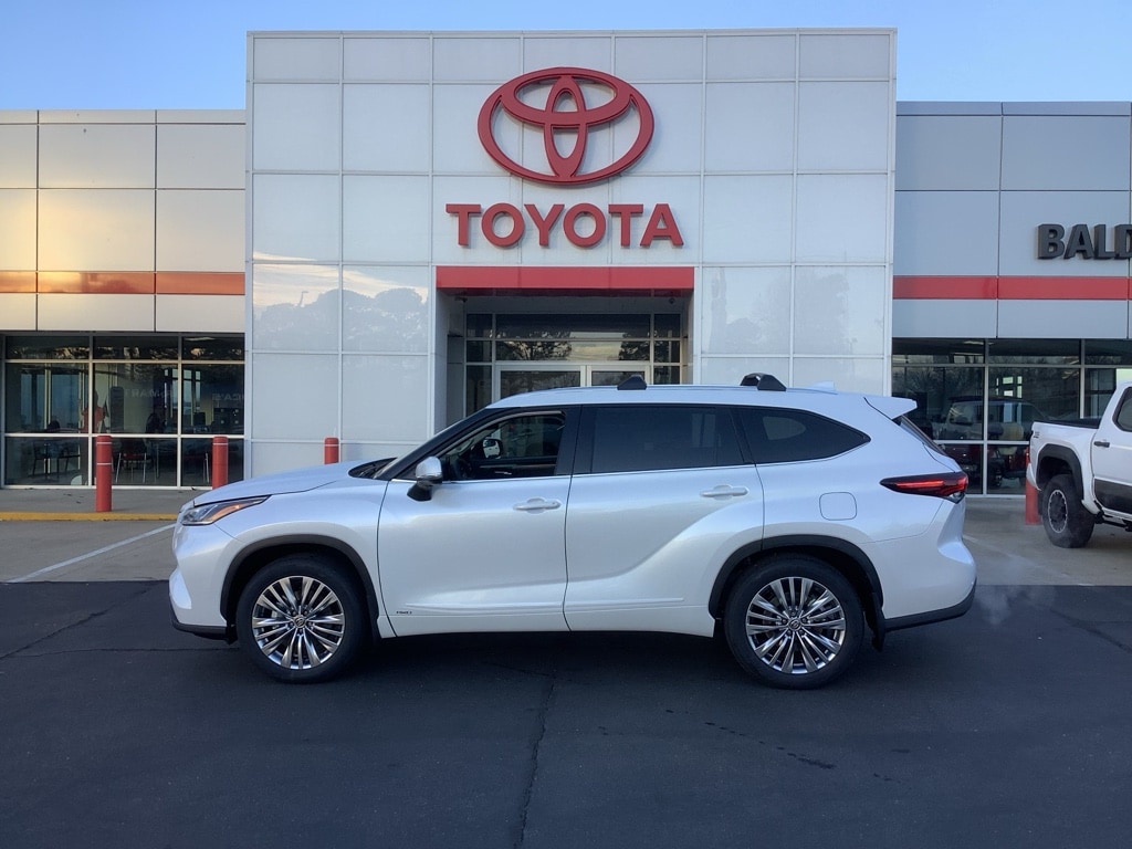 New 2026 Toyota Highlander Hybrid Hybrid Platinum SUV