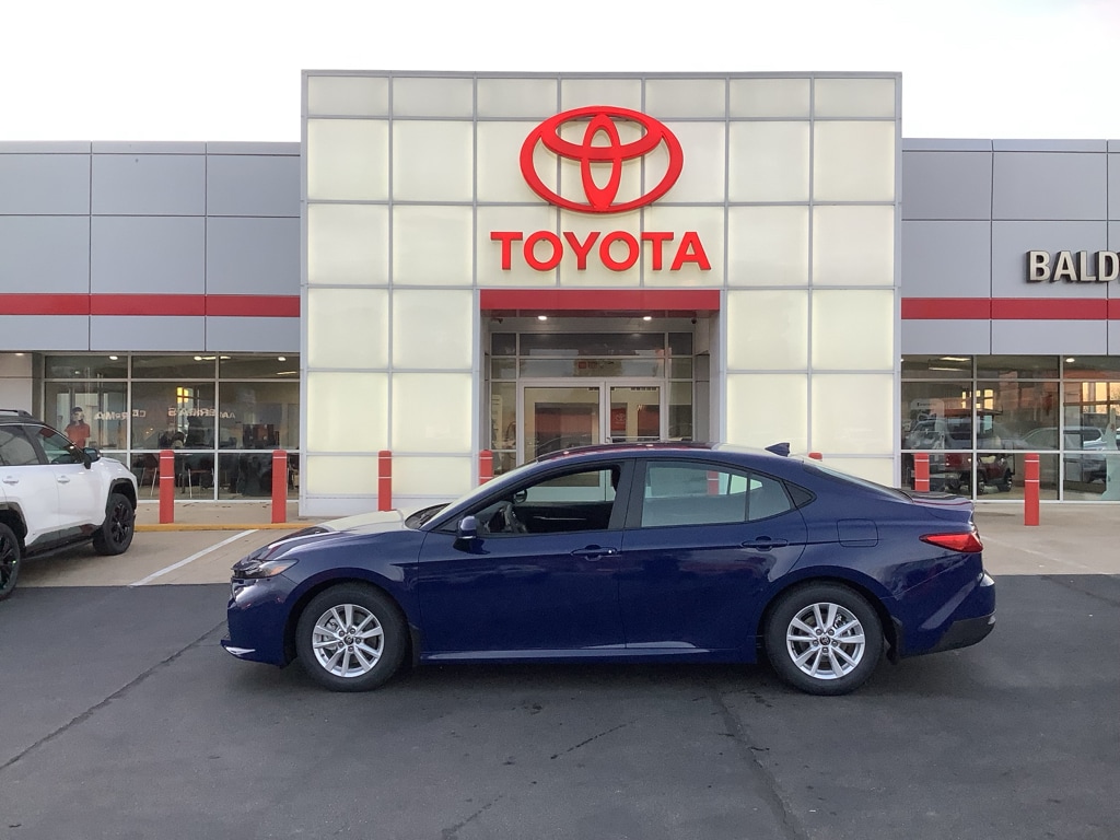 New 2026 Toyota Camry Hybrid LE Sedan