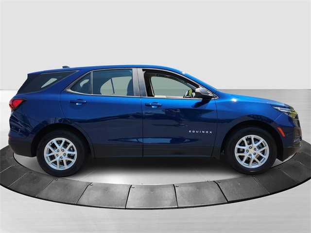 Used 2022 Chevrolet Equinox LS with VIN 3GNAXHEV9NS233868 for sale in Little Rock, AR