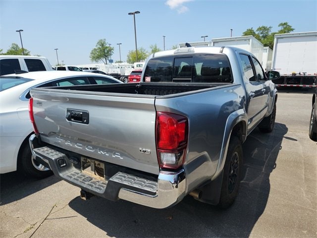 Used 2022 Toyota Tacoma SR5 with VIN 3TMAZ5CN7NM192083 for sale in Little Rock, AR