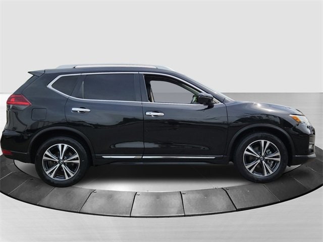 Used 2018 Nissan Rogue SL with VIN 5N1AT2MT0JC700026 for sale in Little Rock, AR