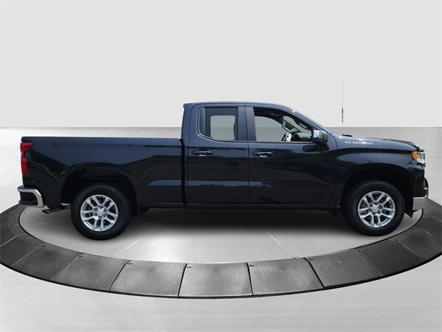 Used 2022 Chevrolet Silverado 1500 LT with VIN 1GCRACED3NZ517605 for sale in Little Rock