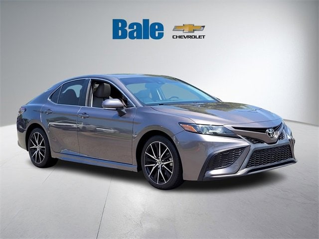 Used 2021 Toyota Camry SE with VIN 4T1T11AK4MU606220 for sale in Little Rock, AR