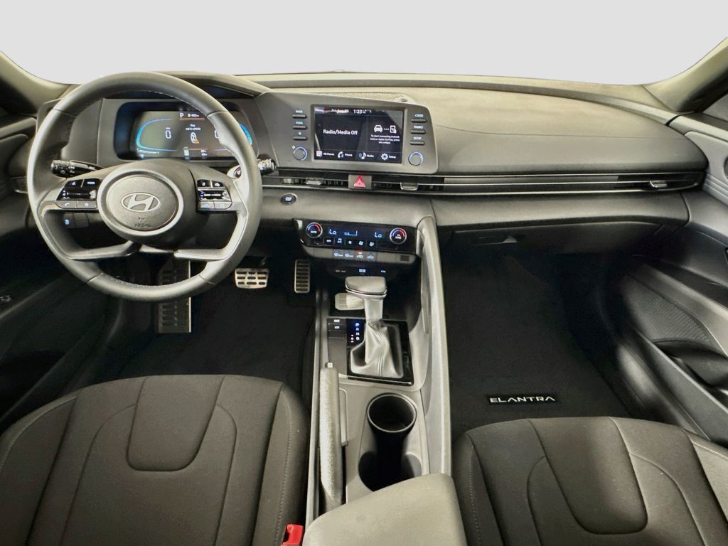 2026 Hyundai Elantra SEL Sport - Photo 23