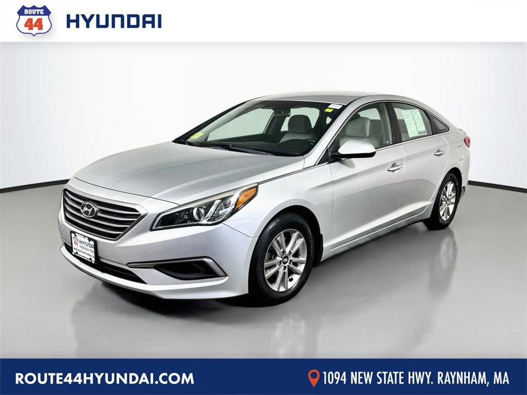 Used 2017 Hyundai Sonata SE Sedan