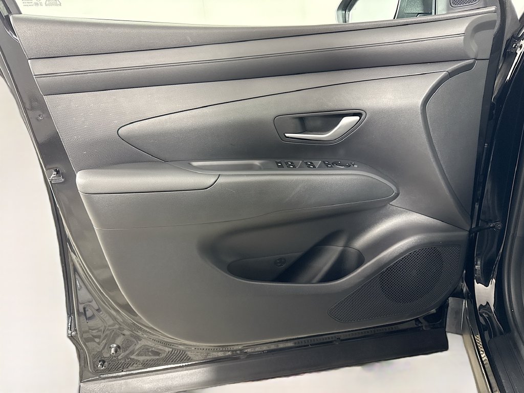 2026 Hyundai Tucson SE - Photo 12