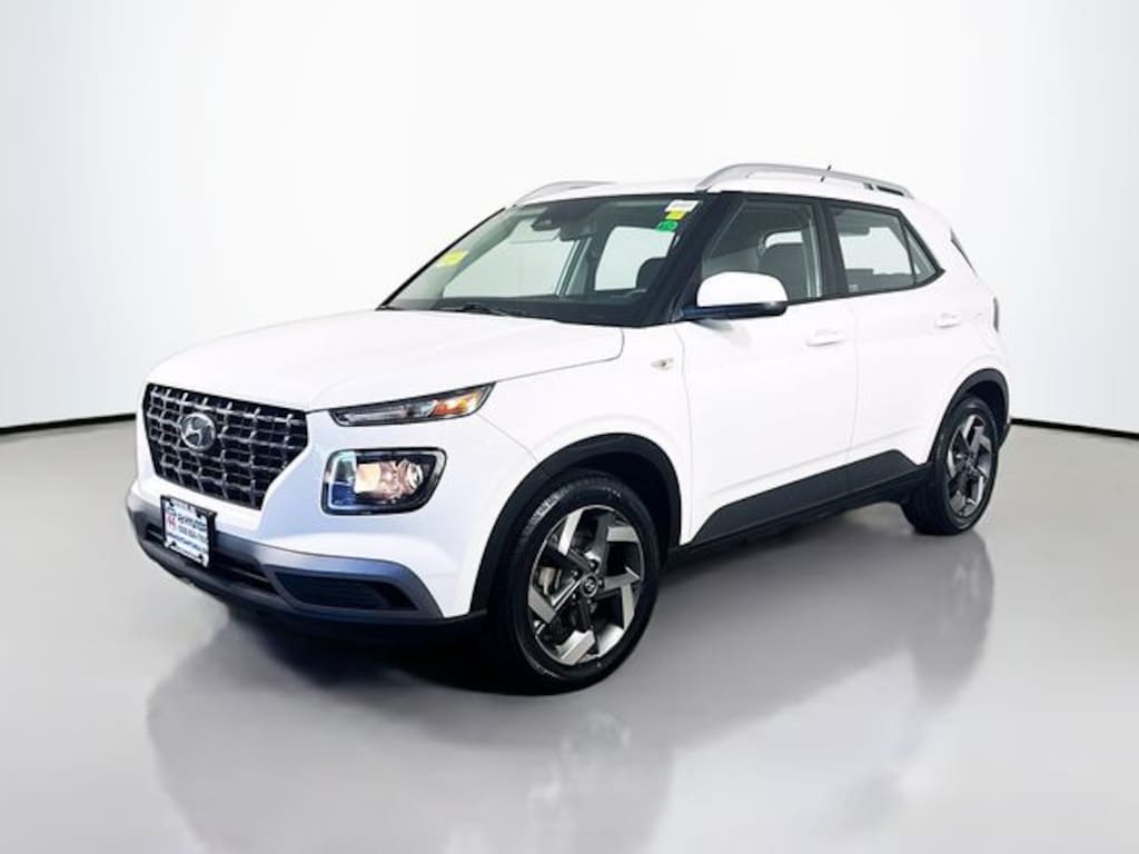 Used 2023 Hyundai Venue SEL SUV