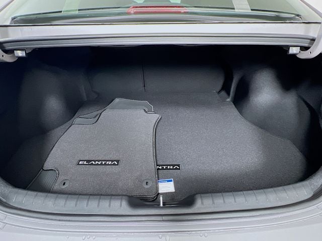 2026 Hyundai Elantra SEL - Photo 28