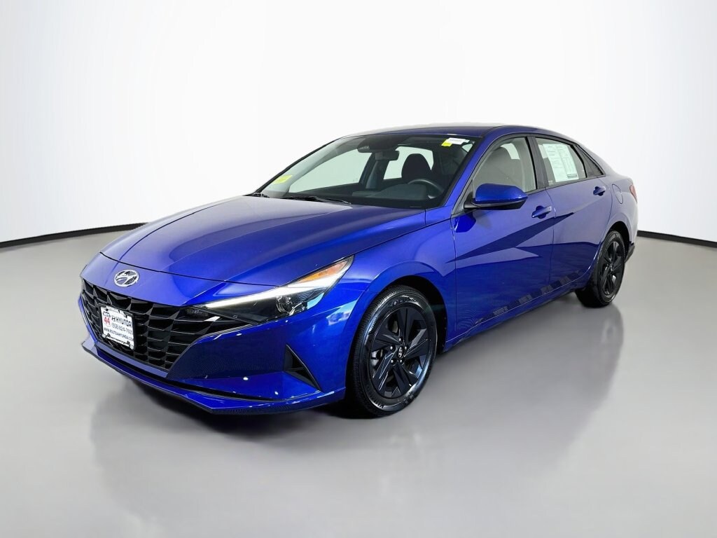Used 2023 Hyundai Elantra SEL Sedan