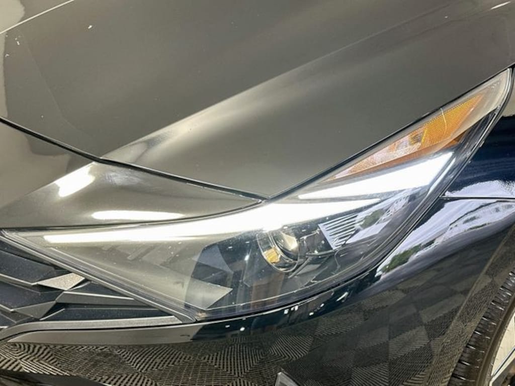Used 2023 Hyundai Elantra SEL Sedan