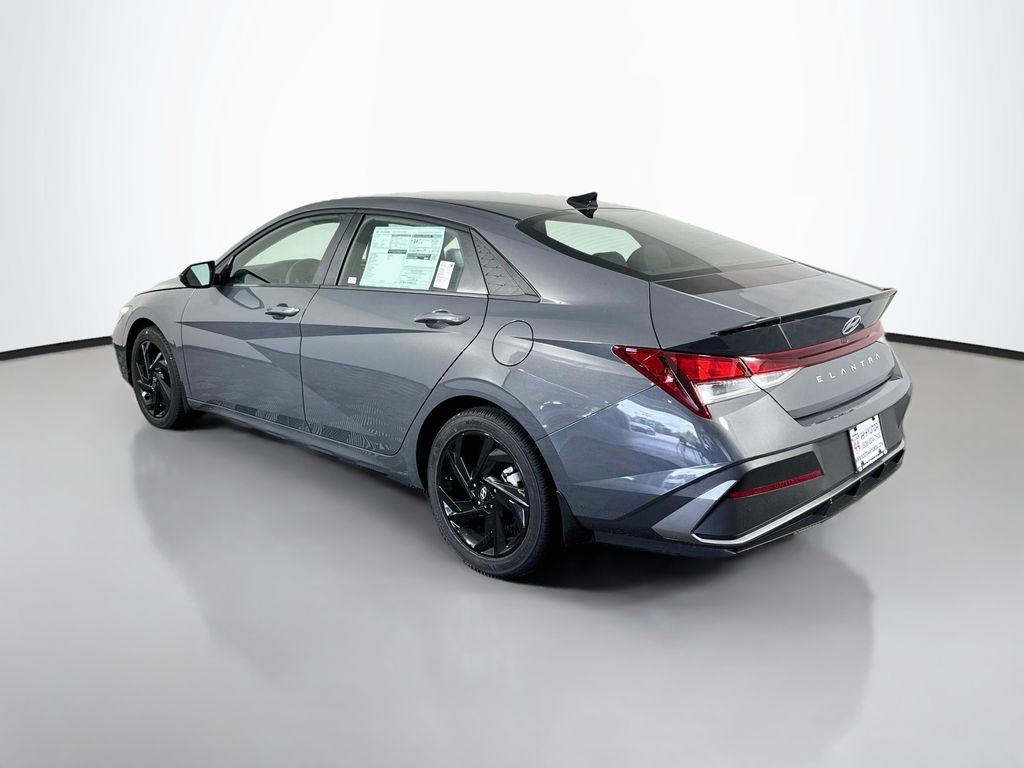 2026 Hyundai Elantra SEL Sport - Photo 6