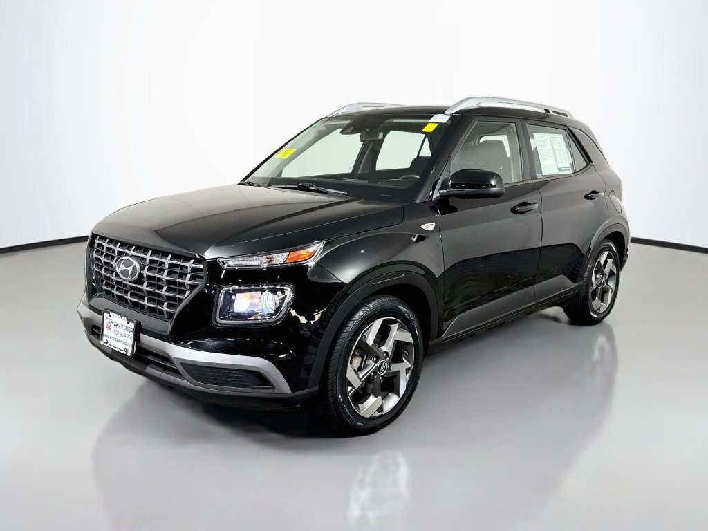 Used 2022 Hyundai Venue SEL with VIN KMHRC8A36NU155900 for sale in Raynham, MA