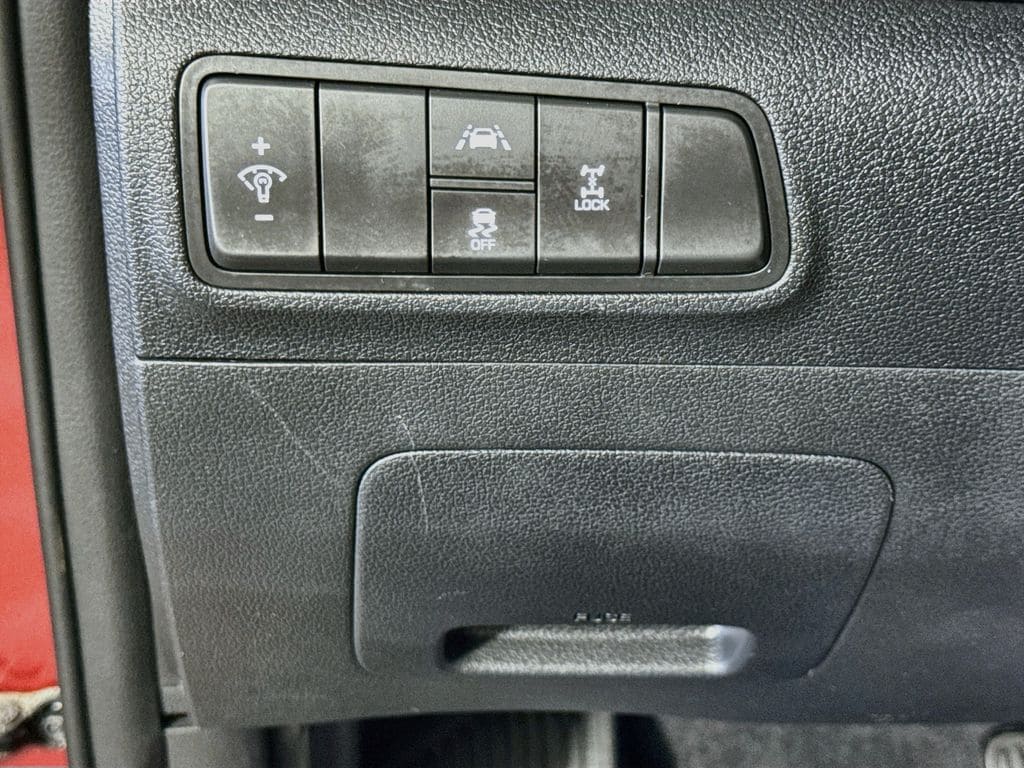 2020 Hyundai Tucson SE - Photo 18
