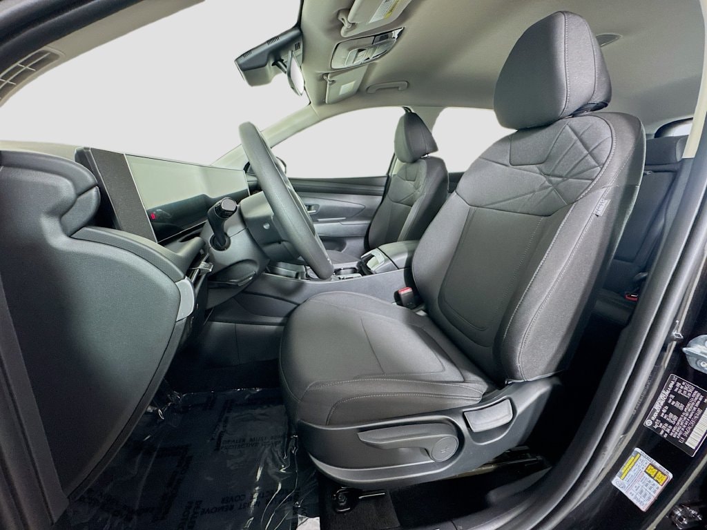 2026 Hyundai Tucson SE - Photo 17