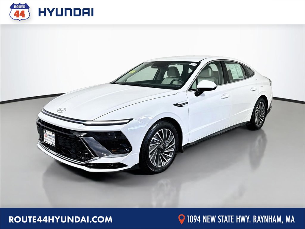 2025 Hyundai Sonata Hybrid SEL - Photo 1