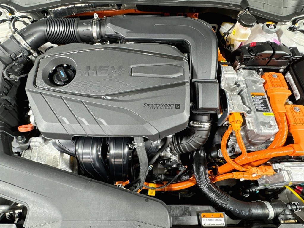 2025 Hyundai Sonata Hybrid SEL - Photo 31