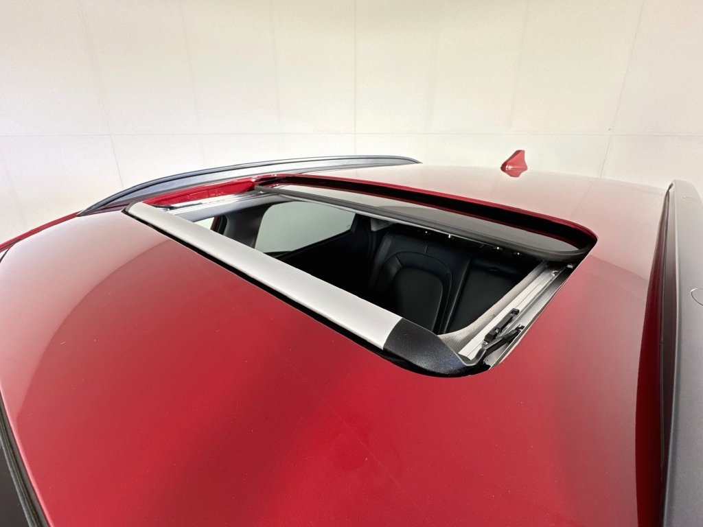 2021 Hyundai Kona Limited - Photo 12