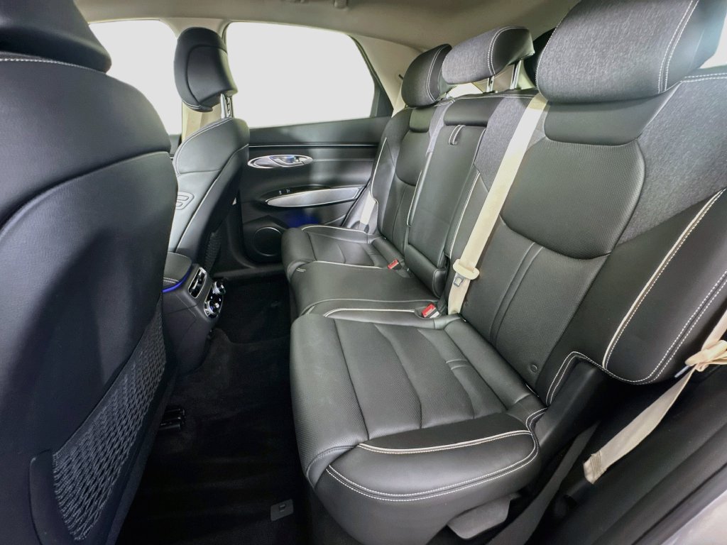 2023 GENESIS GV70 Advanced - Photo 27