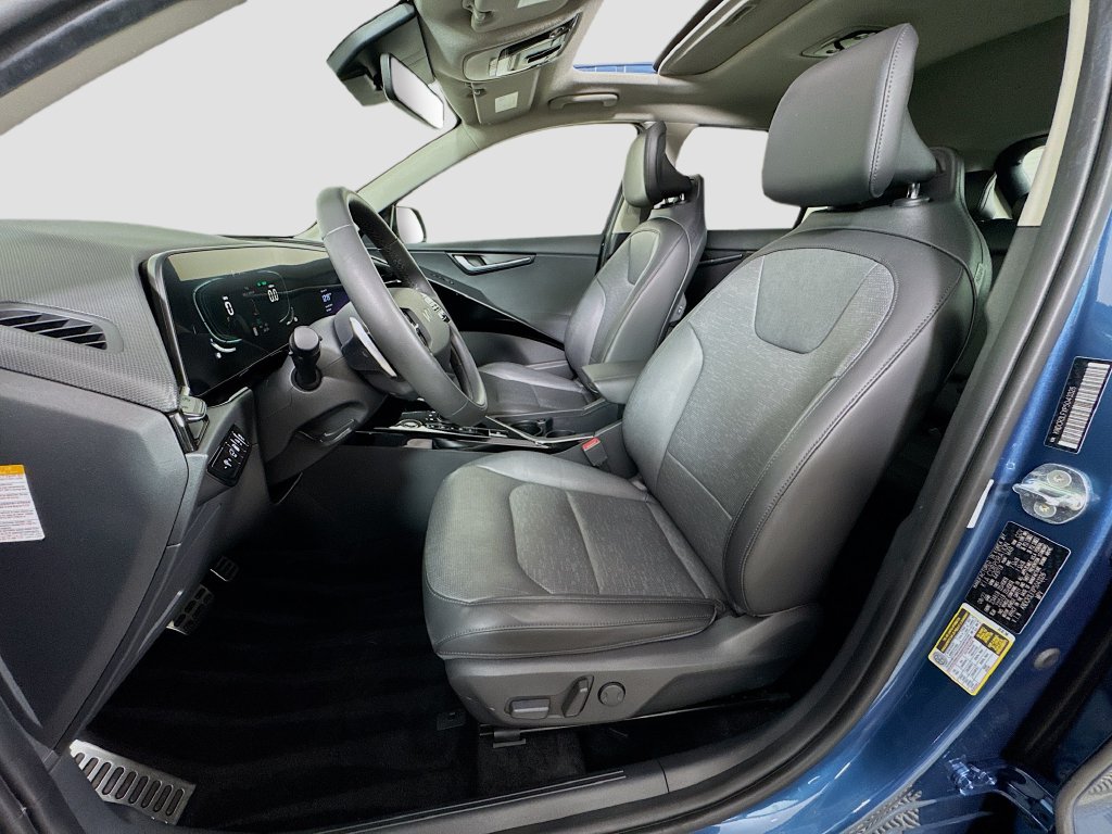 2023 Kia Niro SX Touring - Photo 18