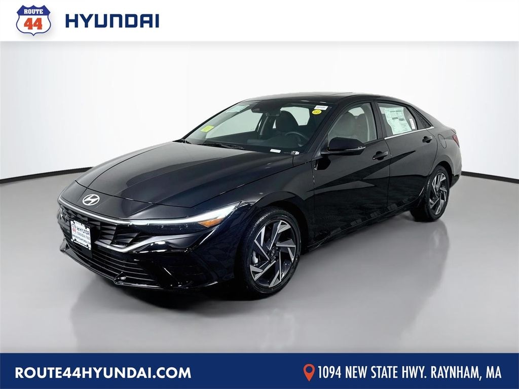 New 2026 Hyundai Elantra Limited Sedan