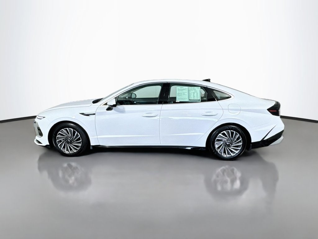 2025 Hyundai Sonata Hybrid SEL - Photo 5