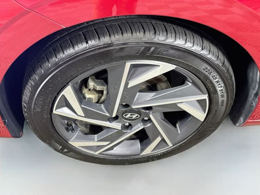 Certified 2025 Hyundai Elantra SEL Sport Sedan