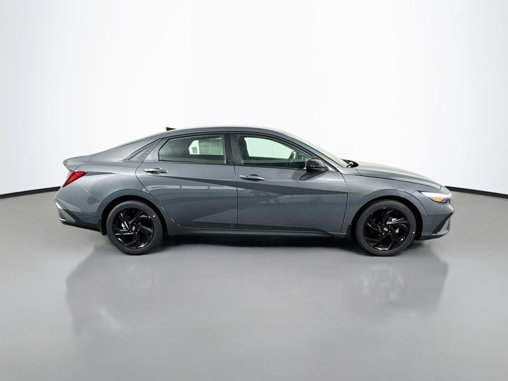 2026 Hyundai Elantra SEL Sport - Photo 9