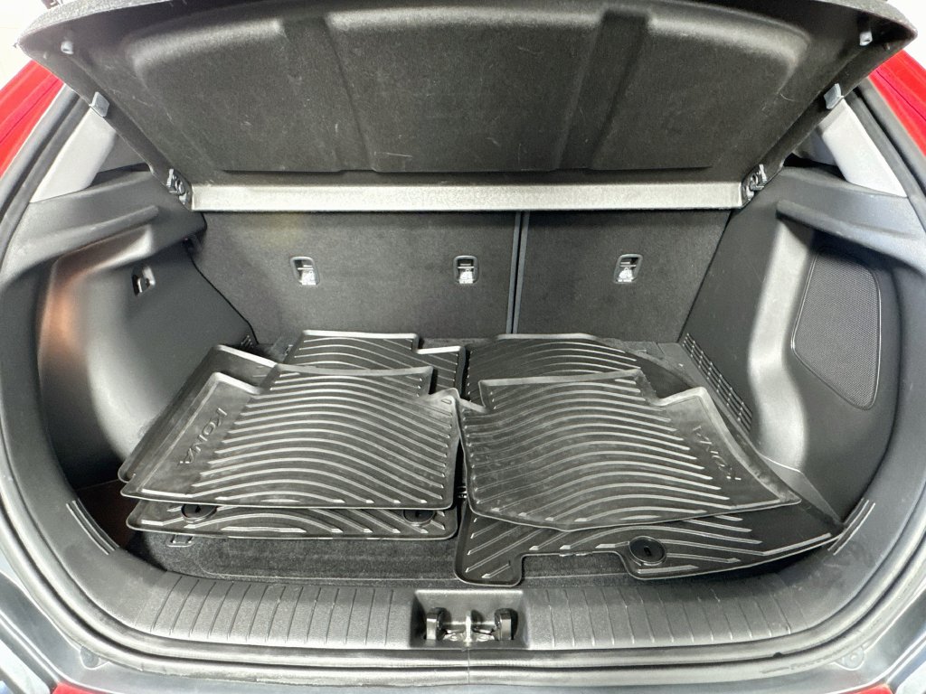 2021 Hyundai Kona Limited - Photo 28