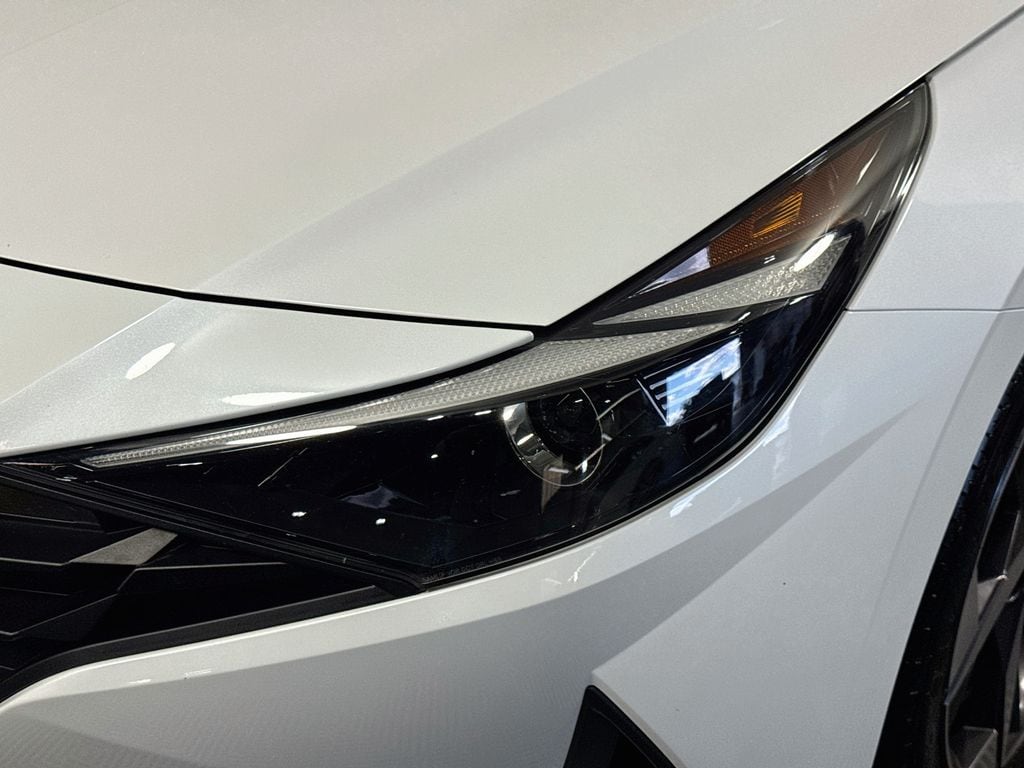 Used 2023 Hyundai Elantra SEL Sedan