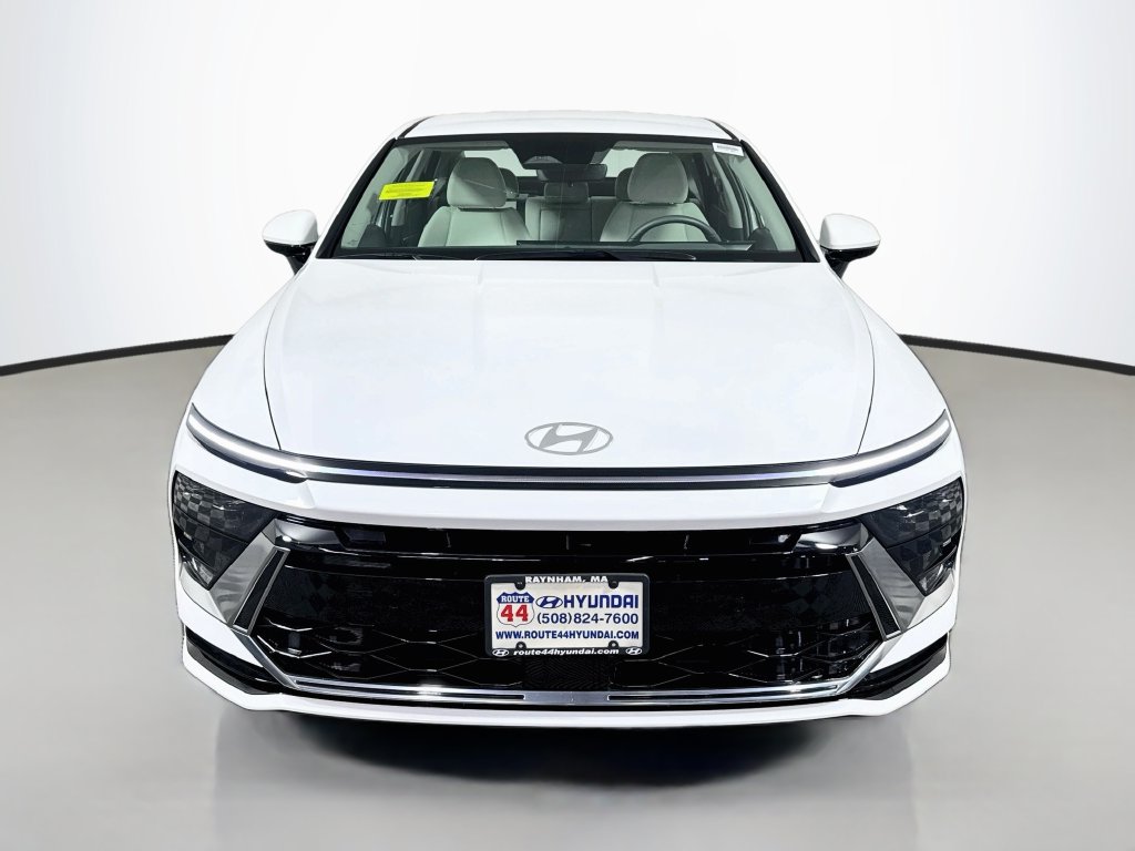 2025 Hyundai Sonata Hybrid SEL - Photo 11
