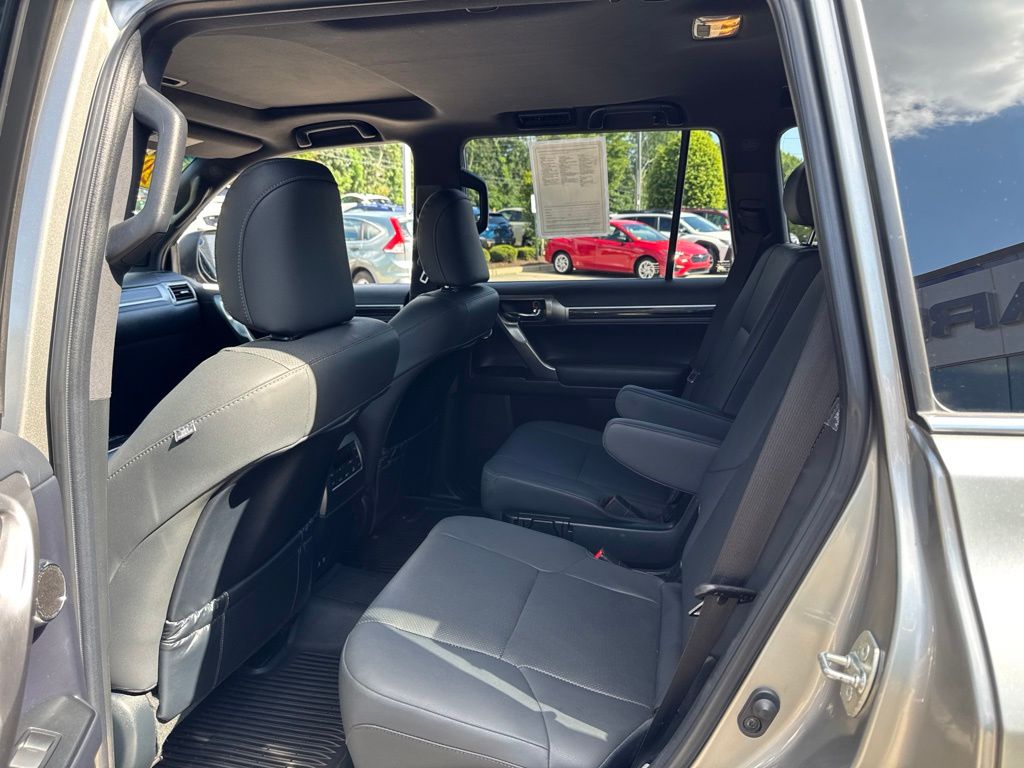 2023 Lexus GX PREMIUM - Photo 13
