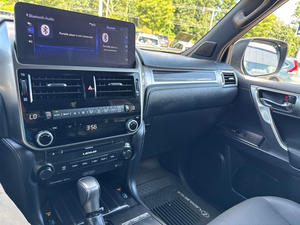 2023 Lexus GX PREMIUM - Photo 19
