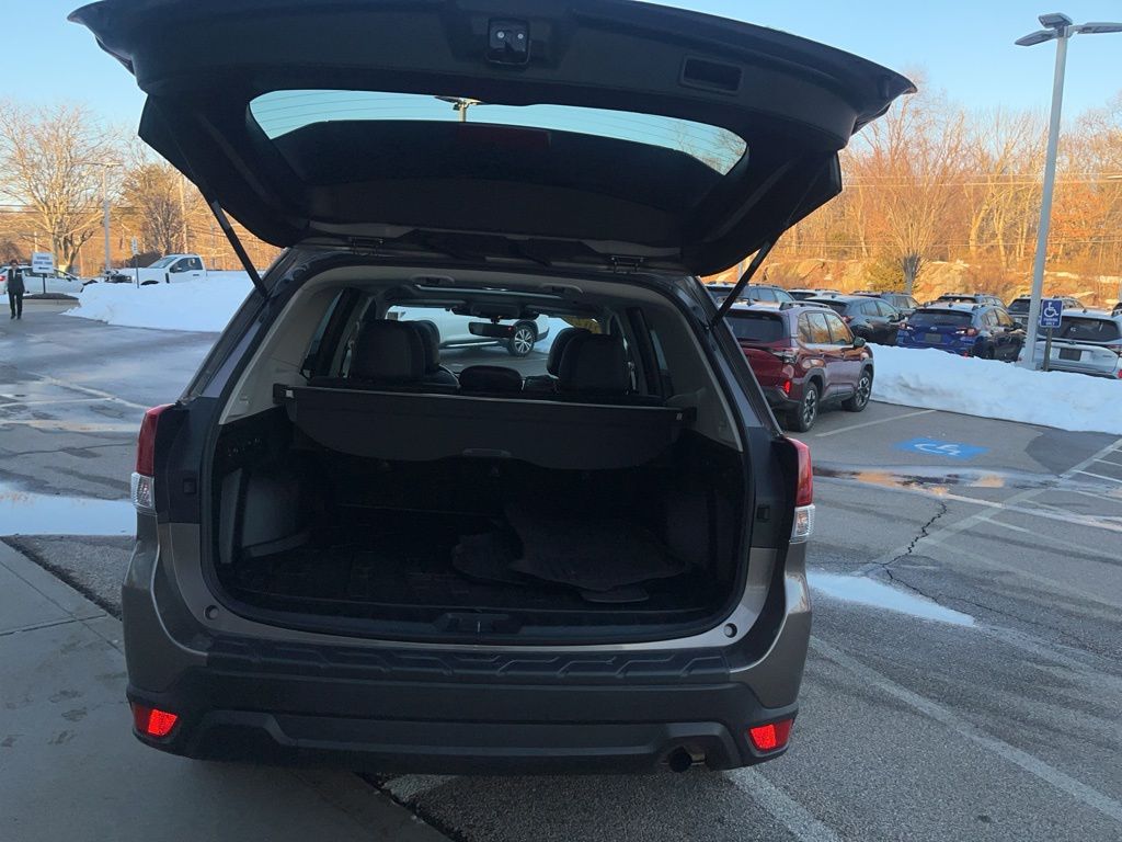 2022 Subaru Forester Premium - Photo 27